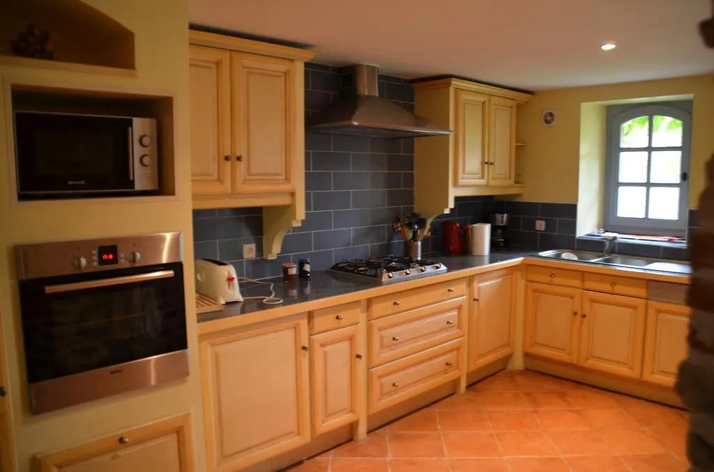 Holiday home Les Roses D'Autan Villa Auriac-sur-Vendinelle